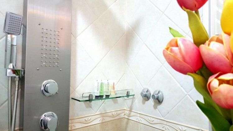 Emerald Suites Doha - Photo4