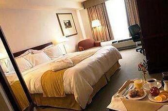 George II Hotel - Photo4