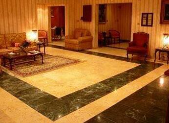 George II Hotel - Photo5