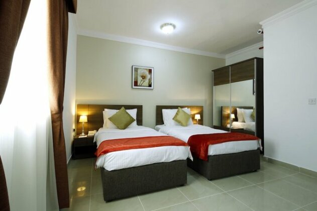 La Villa Inn - Photo2