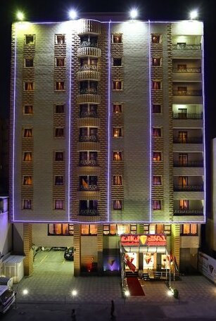 La Villa Suites Hotel - Photo2