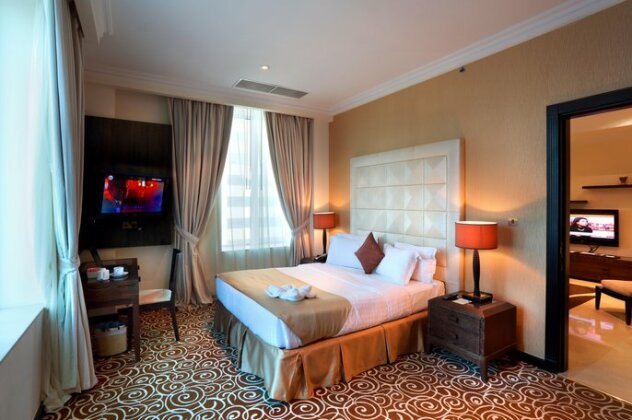Mathema Premium Aparthotel - Photo3