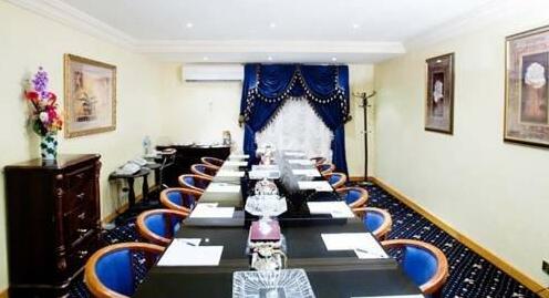 Qatar Palace Hotel - Photo4