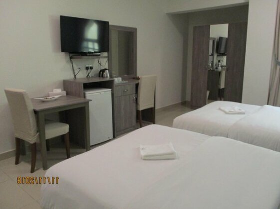 Sovereign Hotel - Photo2