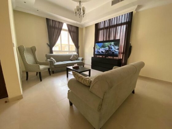 T Ladies Hostel - Photo2