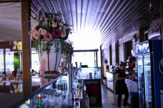 Hotel Atlantic Adjud - Photo4