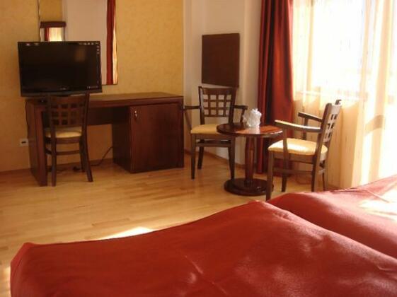 Hotel Valea cu Pesti - Photo3