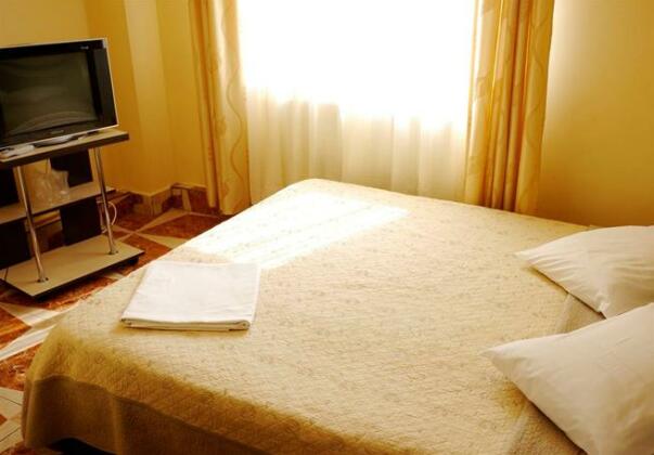 Pension Casablanca Bacau - Photo4