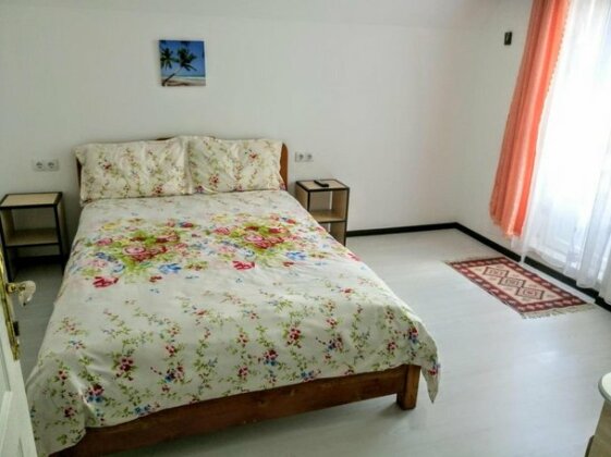 Teo Guest Rooms
