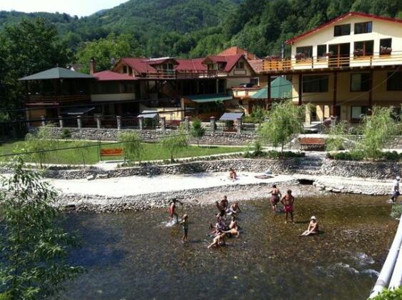 Pension Cuibul Viselor - Photo2