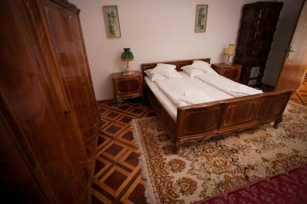 Kormos Residence - Photo4