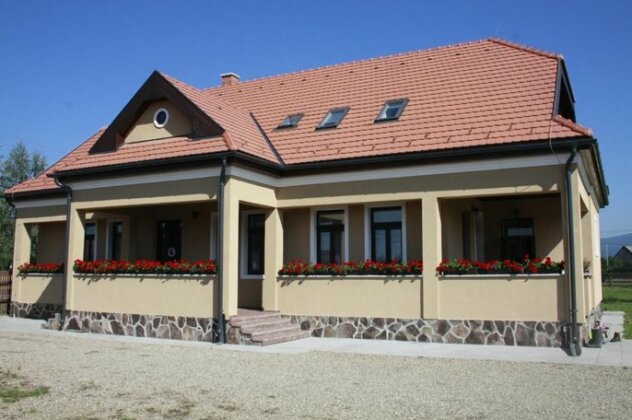 Pensiune AgroTuristica Horvath-Kert - Photo3