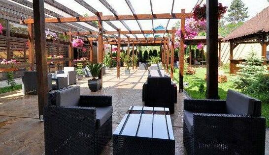 Complex Casa Lux - Photo2