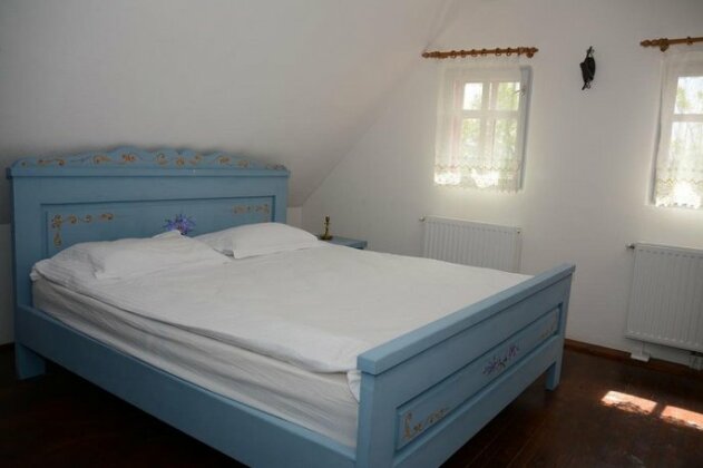 Casuta cu Pridvor - Photo4