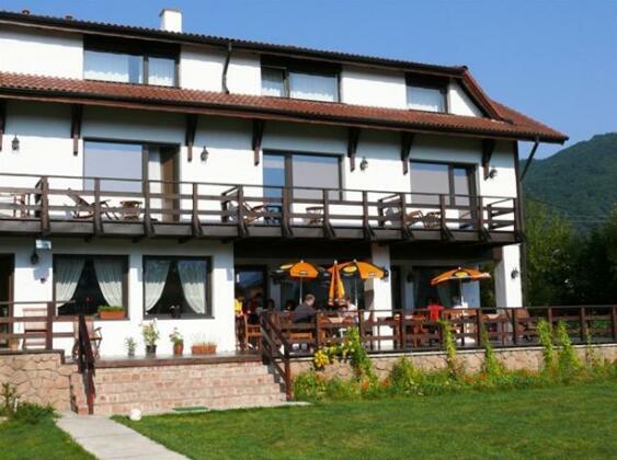 Pension Muntele Rece - Photo2