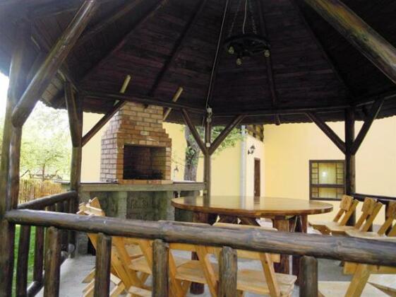 Vila Monica Bran - Photo4