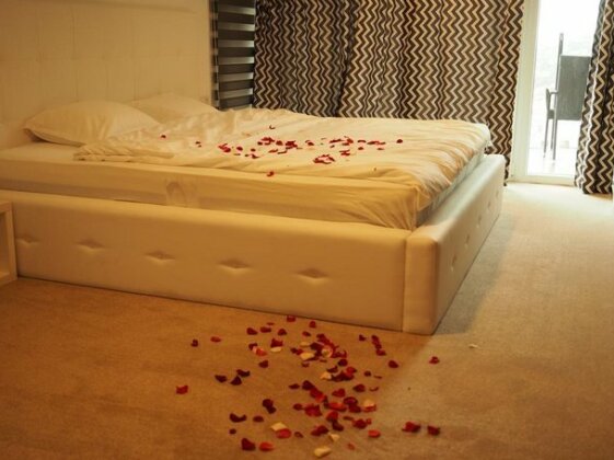 5 Star Residence - Photo5