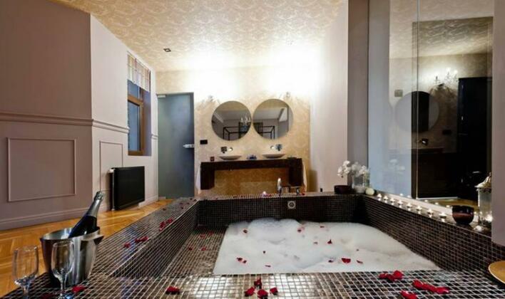 Chambers'n Charm Boutique Hotel - Photo2