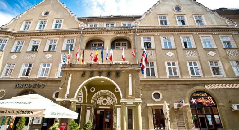 Hotel Coroana Brasov City Centre Brasov