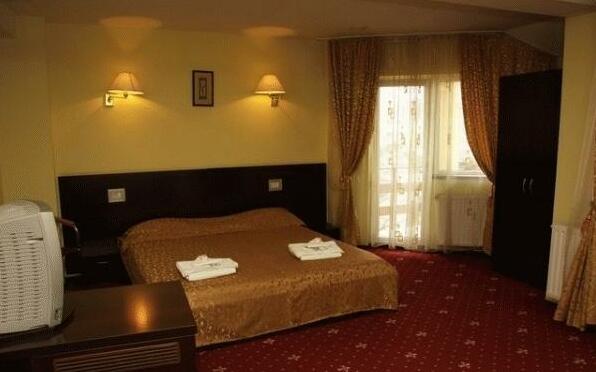 Hotel Q Brasov - Photo5