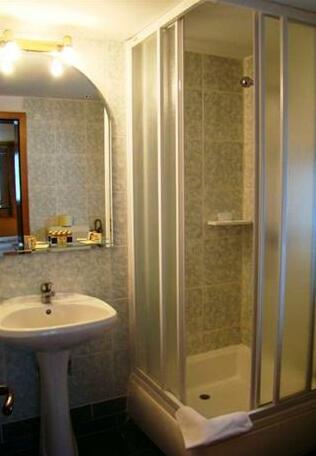 Valentin Pension Poiana Brasov - Photo4