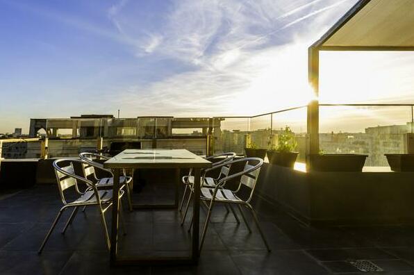 105sqm Penthouse With 25sqm Terrace - Photo5