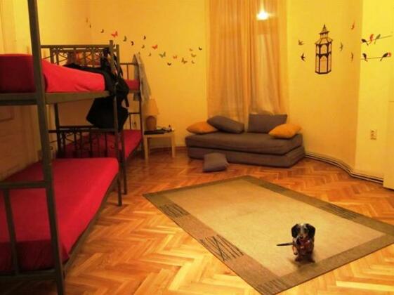 East Hostel Bucharest - Photo2
