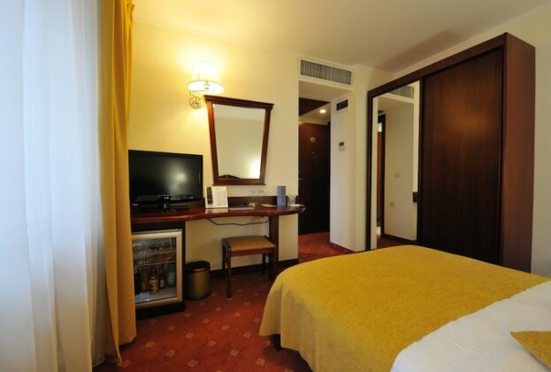 Hotel Minerva Bucharest - Photo5