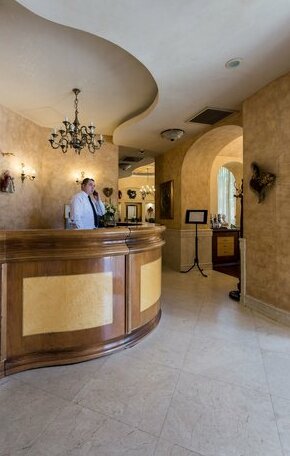 Hotel Venezia by Zeus International - Photo4