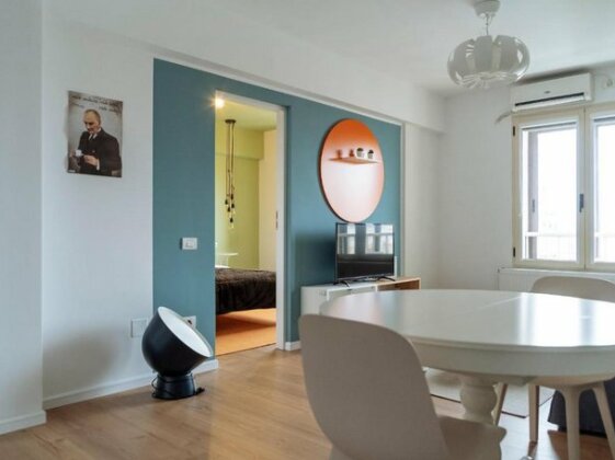 Pop Art Flat - Bright 2BR near the Old Town - Photo2