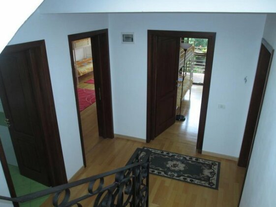 Swallows' Villa - Photo2