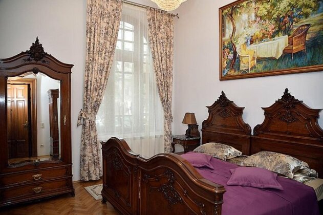 Unique Apartment in the heart of Bucharest - Photo2