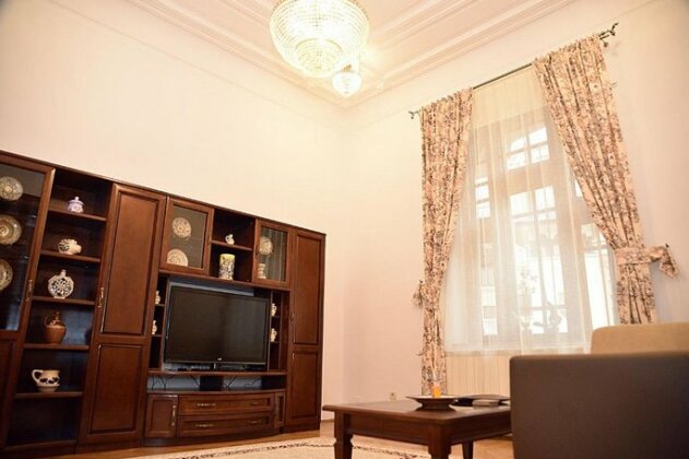 Unique Apartment in the heart of Bucharest - Photo3