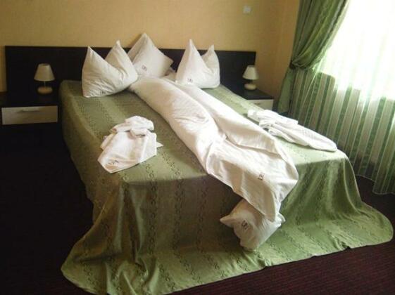 Hotel Iri - Photo3