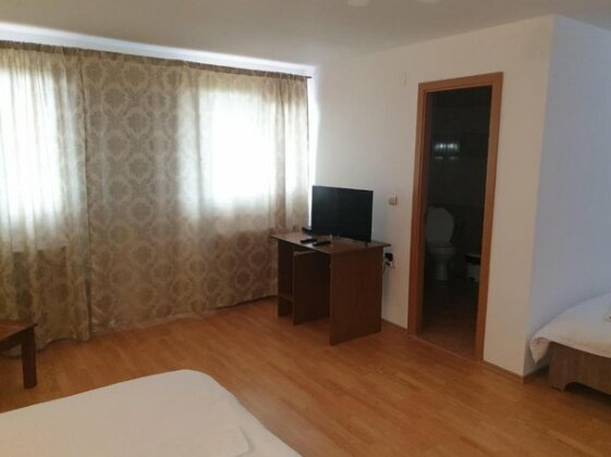 Hotel Hanul Cu Foc - Photo4