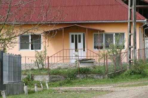 Badesti Farm House