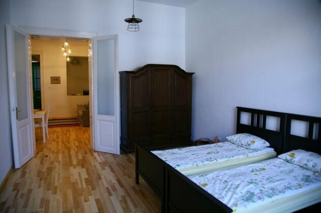 Cluj Aparthotel - Photo4