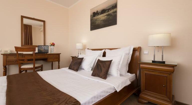 Hotel Athos RMT - Photo4