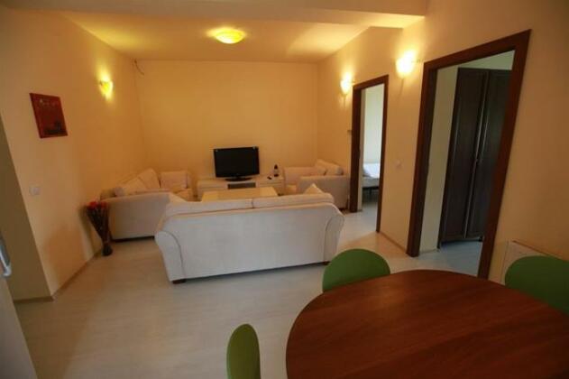 LH Residence - Photo5