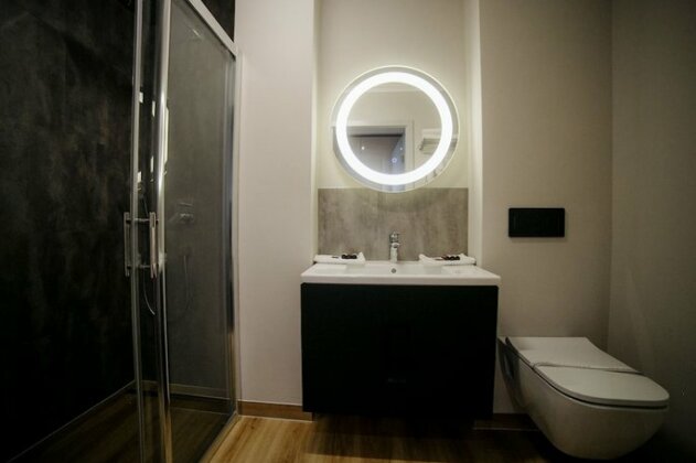 Royal Classic Hotel - Photo4