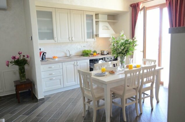 Apartamente Luxury Homes Ovidiu - Photo2