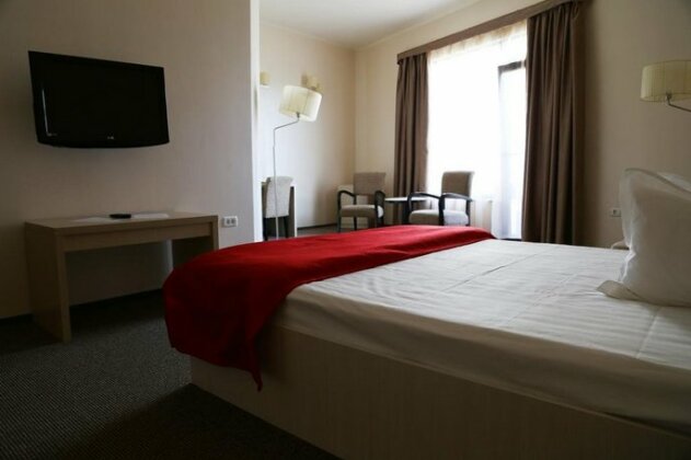 Hotel Bueno - Photo4