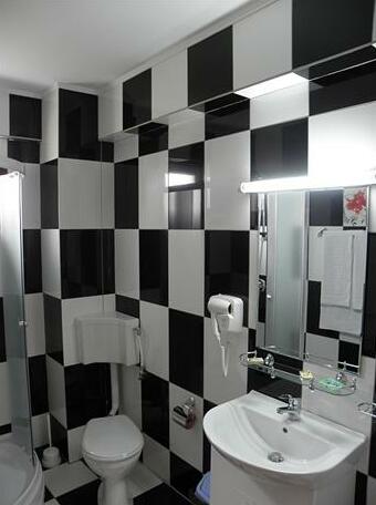 Hotel Romantic - Photo2
