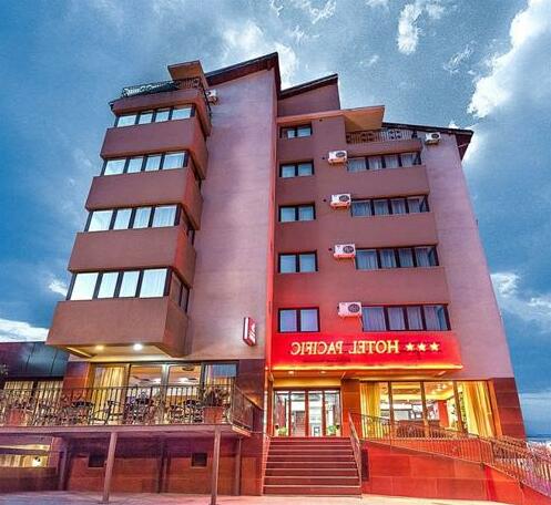 Pacific Aparthotel - Photo2