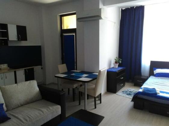 Regal Studio - Mamaia - Photo3