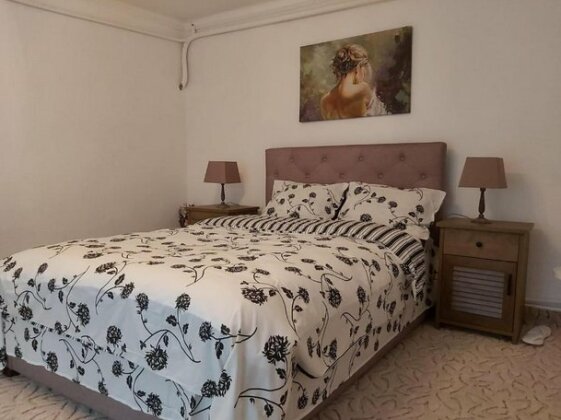 Garden's Guesthouse - Photo5
