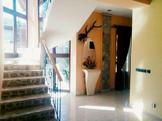 Yellow House Dejani - Photo3
