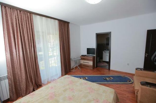 Casa Lucian Dubova - Photo2