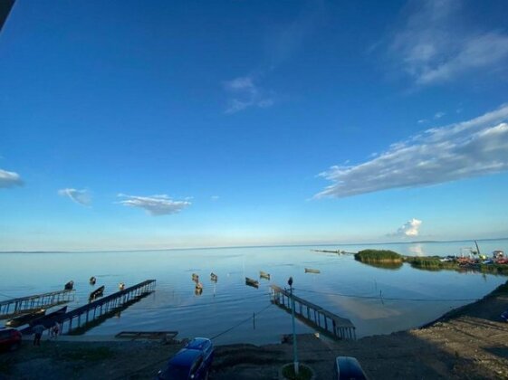 Rusko Lake View