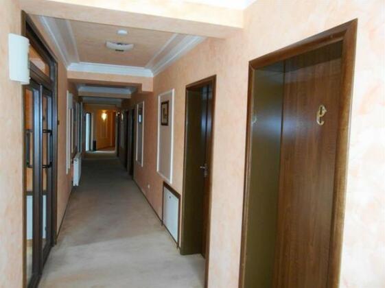 Hotel Parc Tecuci - Photo2